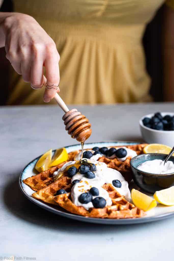 Lemon Blueberry Gluten Free Greek Yogurt Waffles - These gluten free waffles are so crispy and fluffy you will never believe they're low fat, oil free, protein packed and only 170 calories! | #Foodfaithfitness | #Glutenfree #Lowfat #Healthy #Waffles #Breakfast