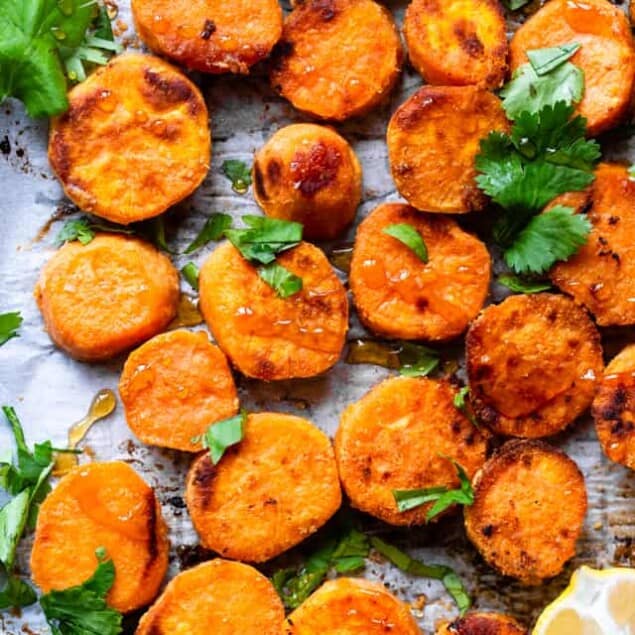 Tahini Maple Roasted Sweet Potatoes - These quick and easy, gluten free Roasted Sweet Potatoes are SO soft, tender and flavorful! A delicious, healthy side dish that everyone will love! | #FoodFaithFitness | #Glutenfree #Paleo #Healthy #Vegetarian #Dairyfree